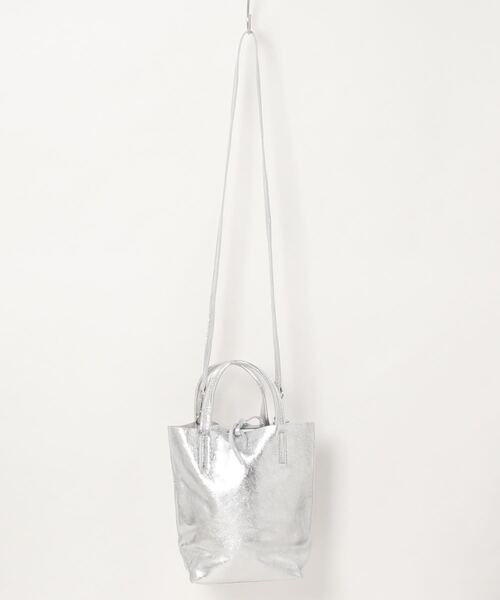 andrea cardone(アンドレアカルドネ)の「【andrea cardone/アンドレアカルドネ】レザー ミニ トートバッグ XSサイズ(トートバッグ・レディース・ベージュ/ブラック/ピンクゴールド/シルバー・FREE)」の17枚目の写真