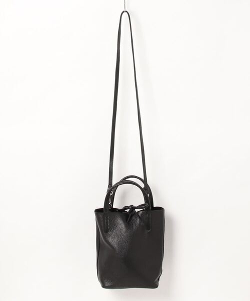 andrea cardone(アンドレアカルドネ)の「【andrea cardone/アンドレアカルドネ】レザー ミニ トートバッグ XSサイズ(トートバッグ・レディース・ベージュ/ブラック/ピンクゴールド/シルバー・FREE)」の18枚目の写真