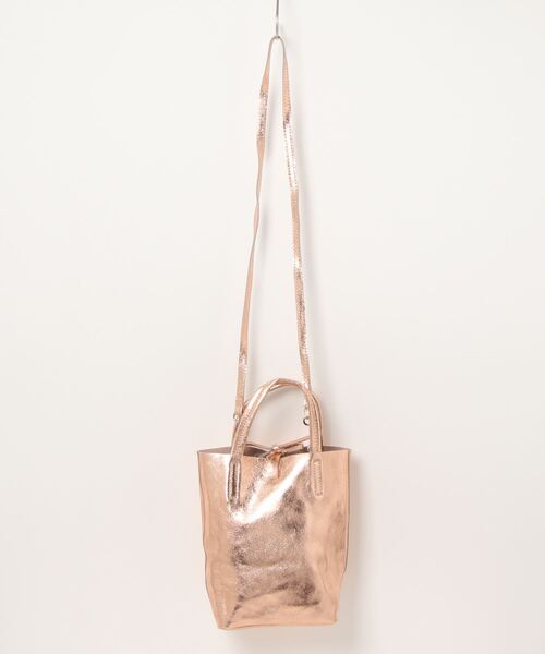 andrea cardone(アンドレアカルドネ)の「【andrea cardone/アンドレアカルドネ】レザー ミニ トートバッグ XSサイズ(トートバッグ・レディース・ベージュ/ブラック/ピンクゴールド/シルバー・FREE)」の20枚目の写真