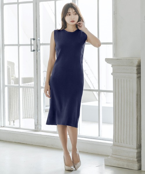 Julia Boutique（ジュリアブティック）の「ミディアム丈・ストレートノースリーブニットワンピース/23060（ワンピース・レディース・グレイッシュベージュ/ブラック/ネイビー・MEDIUM）」の9枚目の写真