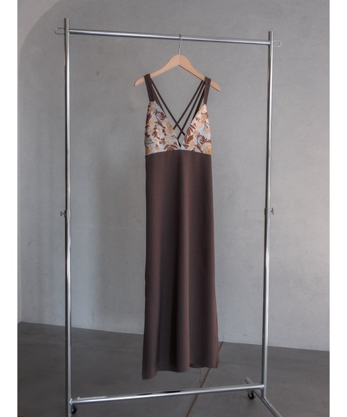 sahara（サハラ）の「Back Cross Jacquard Cami Dress