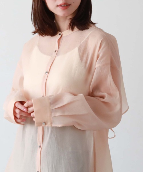 archives(アルシーヴ)の「バックタックシアーシャツ(シャツ/ブラウス・レディース・ブラック/アイボリー/シルバーグレー/オレンジ/モカ・MEDIUM)」の5枚目の写真