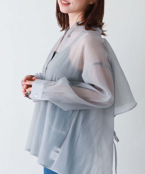 archives(アルシーヴ)の「バックタックシアーシャツ(シャツ/ブラウス・レディース・ブラック/アイボリー/シルバーグレー/オレンジ/モカ・MEDIUM)」の1枚目の写真