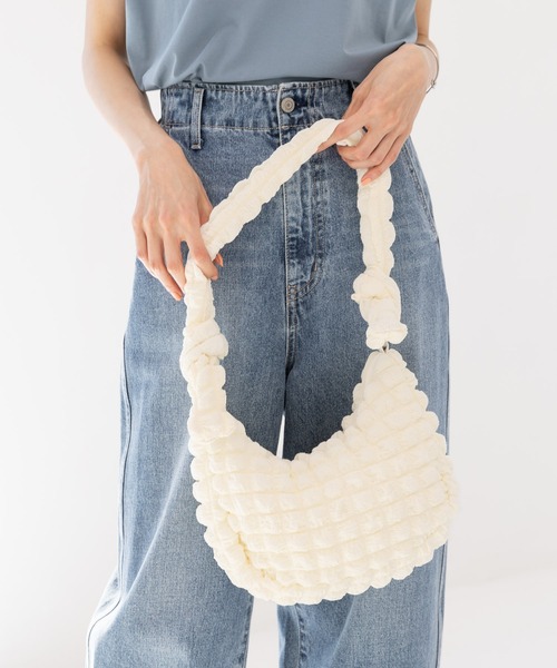 GLOBAL WORK(グローバルワーク)の「ワッフル3WAYダブルショルダー/192413(ショルダーバッグ・レディース・アイボリー/ブルー/ブラック・FREE)」の7枚目の写真