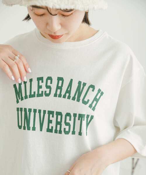 ITEMS URBANRESEARCH(アイテムズ アーバンリサーチ)の「カレッジロゴハンソデTシャツ(Tシャツ/カットソー・レディース・オフホワイト/スミクロ/モカ・FREE)」の16枚目の写真
