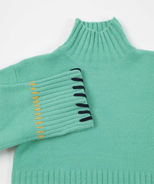 miette（ミエット）の「配色ステッチハイネックニット（ニット/セーター・レディース・ブラック/アイボリー/ネイビー/グリーン・FREE）」の5枚目の写真