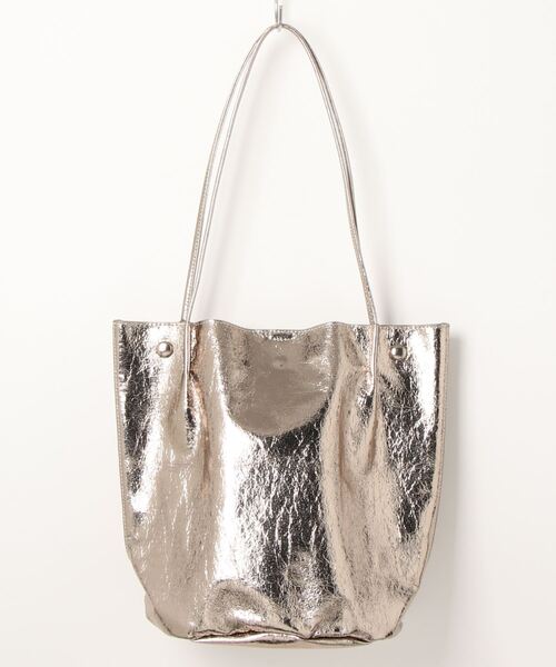 natural couture（ナチュラルクチュール）の「クラッシュメタリック肩入トートバッグ（ショルダーバッグ・レディース・その他2/その他1・FREE）」の2枚目の写真