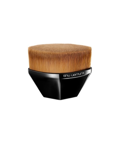 shu uemura(シュウウエムラ)の「ペタル 55 ファンデーション ブラシ(メイクブラシ・レディース・その他・FREE)」の3枚目の写真