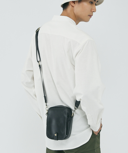 MYSELF ABAHOUSE(マイセルフアバハウス)の「PUレザー スクエア ミニ ショルダーバッグ(ショルダーバッグ・メンズ・ブラック/ブラウン・フリー)」の2枚目の写真