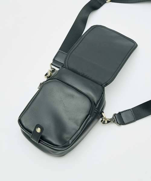 MYSELF ABAHOUSE(マイセルフアバハウス)の「PUレザー スクエア ミニ ショルダーバッグ(ショルダーバッグ・メンズ・ブラック/ブラウン・フリー)」の7枚目の写真