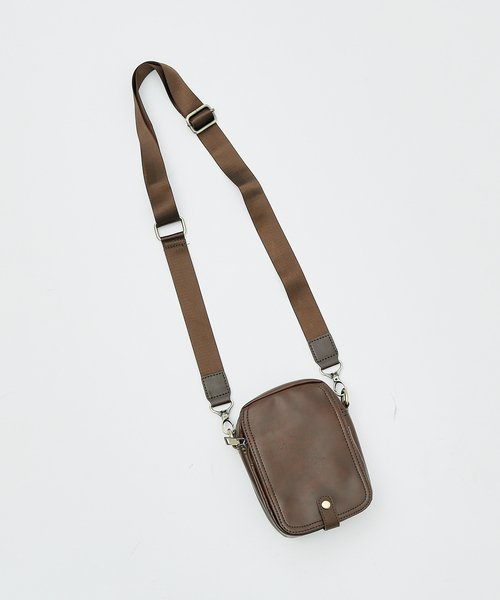 MYSELF ABAHOUSE(マイセルフアバハウス)の「PUレザー スクエア ミニ ショルダーバッグ(ショルダーバッグ・メンズ・ブラック/ブラウン・フリー)」の14枚目の写真