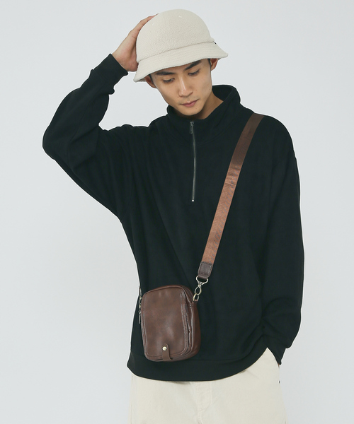 MYSELF ABAHOUSE(マイセルフアバハウス)の「PUレザー スクエア ミニ ショルダーバッグ(ショルダーバッグ・メンズ・ブラック/ブラウン・フリー)」の15枚目の写真