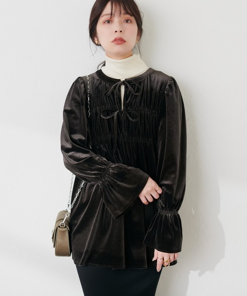 natural couture(ナチュラルクチュール)の「2WAYリボンベロアブラウス(シャツ/ブラウス・レディース・ブラック/グレイッシュベージュ/アイボリー/ベージュ系その他・FREE)」の19枚目の写真