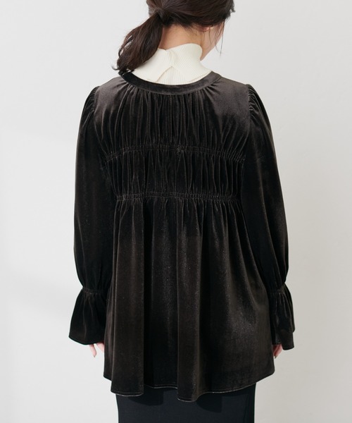 natural couture(ナチュラルクチュール)の「2WAYリボンベロアブラウス(シャツ/ブラウス・レディース・ブラック/グレイッシュベージュ/アイボリー/ベージュ系その他・FREE)」の5枚目の写真