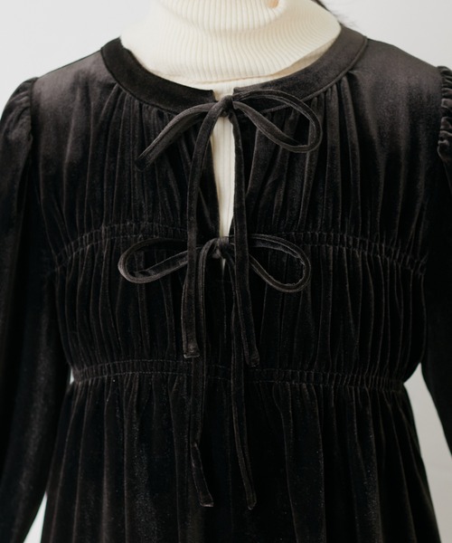 natural couture(ナチュラルクチュール)の「2WAYリボンベロアブラウス(シャツ/ブラウス・レディース・ブラック/グレイッシュベージュ/アイボリー/ベージュ系その他・FREE)」の6枚目の写真