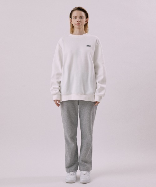 FCMM(エフシーエムエム)の「CLUB TEAM EESENTIAL PANTS/クラブチームエッセンシャルパンツ(その他パンツ・レディース・グレー/ブラック・MEDIUM/X-LARGE/LARGE)」の16枚目の写真