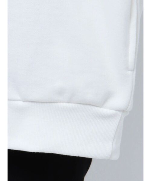 GYDA(ジェイダ)の「Square gyda LINE スリーブ スウェット トップス(スウェット・レディース・オフホワイト/ブラック/ベージュ・FREE)」の21枚目の写真