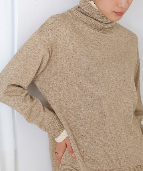 Bou Jeloud（ブージュルード）の「バイカラータートルプルオーバー（ニット/セーター・レディース・ブラック/オレンジ/ベージュ・FREE）」の6枚目の写真