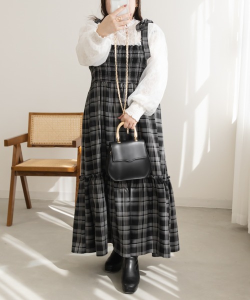 CLETTE(クレット)の「袖チュール重ねレースブラウス(シャツ/ブラウス・レディース・ブラック/ホワイト・LL/3L/4L)」の14枚目の写真