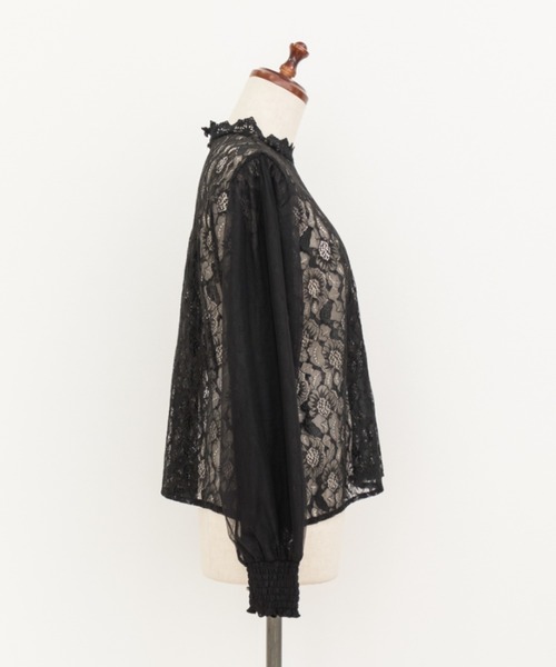 CLETTE(クレット)の「袖チュール重ねレースブラウス(シャツ/ブラウス・レディース・ブラック/ホワイト・LL/3L/4L)」の15枚目の写真