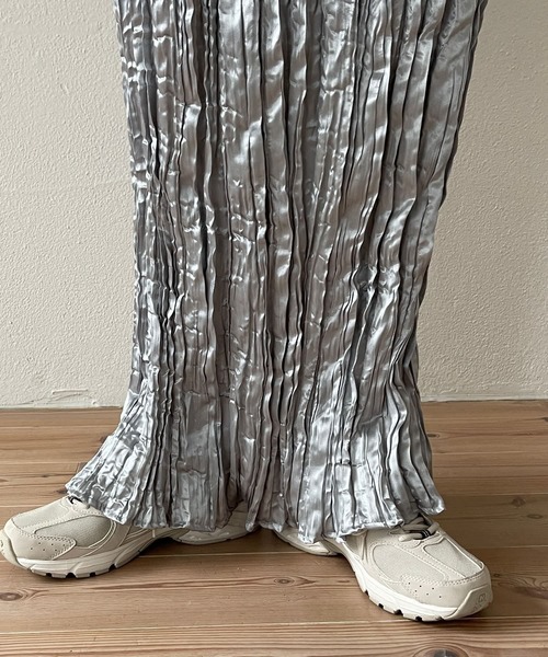 wee9s(ウィークス)の「daily daily metallic washer skirt / デイリーデイリーメタリックワッシャースカート(スカート・レディース・シルバー/ブラック・FREE)」の7枚目の写真