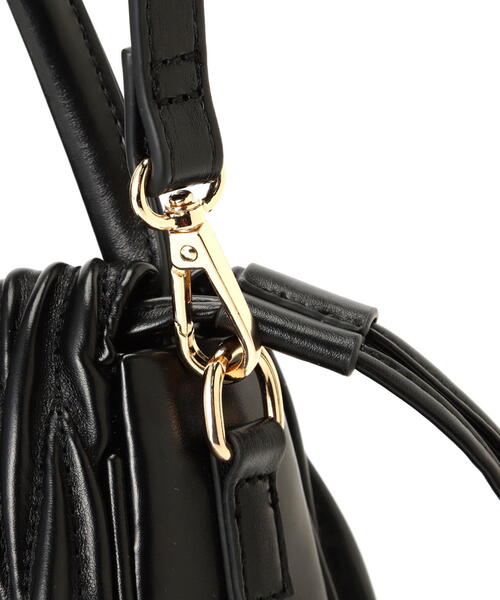 N.(N. Natural Beauty Basic)(エヌエヌナチュラルビューティーベーシック)の「◆キルティング巾着ショルダーバッグ(ショルダーバッグ・レディース・ブラック/ホワイト・フリ-)」の12枚目の写真