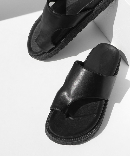 minia（ミニア）の「フットベットトングサンダル（サンダル・レディース・ゼブラ/アイボリー/シルバー/ブラック・S/M/L）」の3枚目の写真