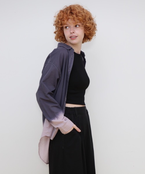 AVIREX（アヴィレックス）の「TIERED DYEING SHIRT/タイダイ シャツ（シャツ/ブラウス・レディース・ネイビー/ライム/チャコールグレー・FREE）」の4枚目の写真