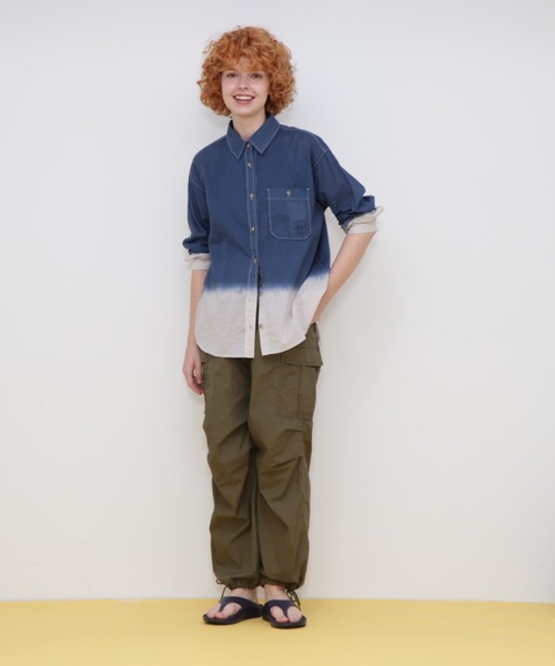 AVIREX（アヴィレックス）の「TIERED DYEING SHIRT/タイダイ シャツ（シャツ/ブラウス・レディース・ネイビー/ライム/チャコールグレー・FREE）」の15枚目の写真
