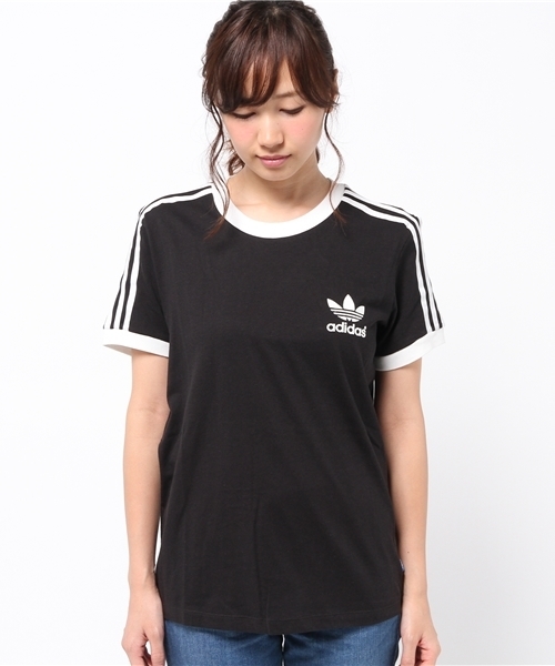 adidas（アディダス）の「【adicolor】オリジナルス Tシャツ[3 STRIPES TEE]（Tシャツ/カットソー・レディース・ブラック/レッド系その他/ブルー系その他・MEDIUM/LARGE/SMALL/XX-LARGE/X-SMALL/X-LARGE）」の4枚目の写真
