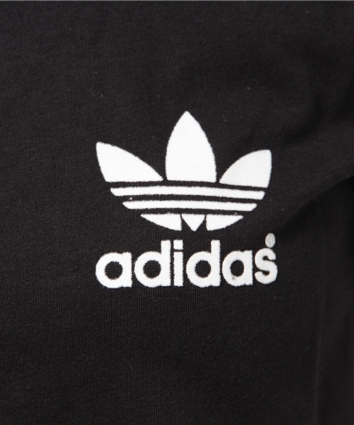 adidas（アディダス）の「【adicolor】オリジナルス Tシャツ[3 STRIPES TEE]（Tシャツ/カットソー・レディース・ブラック/レッド系その他/ブルー系その他・MEDIUM/LARGE/SMALL/XX-LARGE/X-SMALL/X-LARGE）」の11枚目の写真
