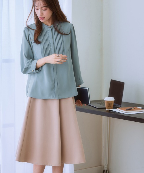7days Life Styling(セブンデイズライフスタイリング)の「フロントピンタック8分袖ブラウス(しわになりにくい・UVカット)(シャツ/ブラウス・レディース・オフホワイト/サックスブルー系/ブラック・M/L/LL)」の15枚目の写真