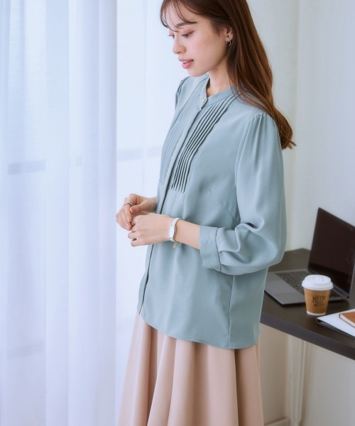 7days Life Styling(セブンデイズライフスタイリング)の「フロントピンタック8分袖ブラウス(しわになりにくい・UVカット)(シャツ/ブラウス・レディース・オフホワイト/サックスブルー系/ブラック・M/L/LL)」の17枚目の写真
