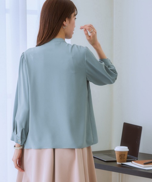 7days Life Styling(セブンデイズライフスタイリング)の「フロントピンタック8分袖ブラウス(しわになりにくい・UVカット)(シャツ/ブラウス・レディース・オフホワイト/サックスブルー系/ブラック・M/L/LL)」の18枚目の写真