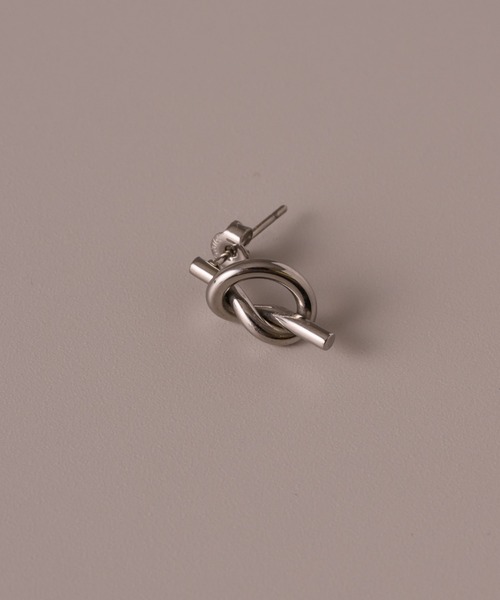 【ホワカマ様】A&G Stud Pyramid Pierce 両耳 Pyramid Stud Earring, Sterling Silver | Men's Earrings | Miansai