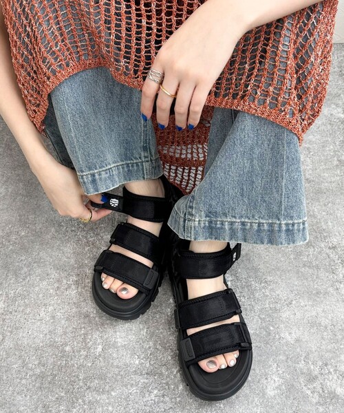 SHAKA（シャカ）の「【SHAKA】NEO BUNGY EX（サンダル・レディース・ベージュ/ブラック・23/24）」の5枚目の写真