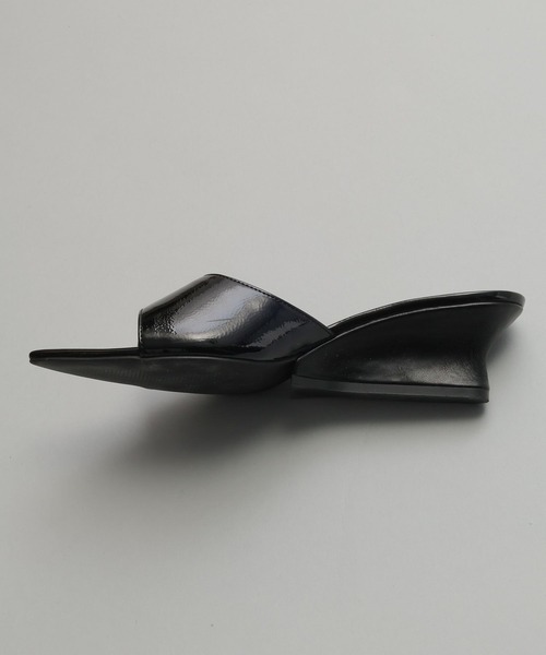 A part by（アパートバイ）の「ウェッジヒールミュ－ル（サンダル・レディース・アイボリー/ブラック・MEDIUM/LARGE）」の5枚目の写真