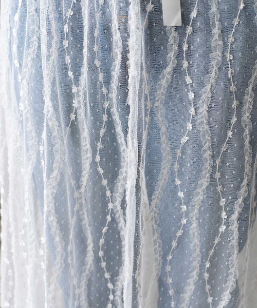 VitaFelice（ヴィータフェリーチェ）の「チュールレース 巻きスカート シアースカート レースラップスカート（スカート・レディース・ブラック/アイボリー・FREE）」の4枚目の写真