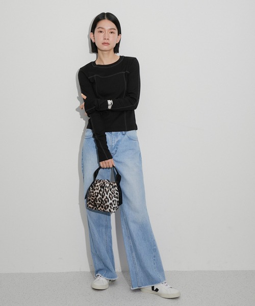 ADAM ET ROPE'（アダムエロペ）の「【GANNI(ガニー)】RECYCLED TECH POUCH PRINT（ハンドバッグ・レディース・ブラウン・FREE）」の7枚目の写真