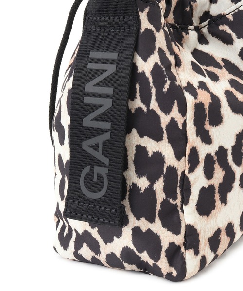 ADAM ET ROPE'（アダムエロペ）の「【GANNI(ガニー)】RECYCLED TECH POUCH PRINT（ハンドバッグ・レディース・ブラウン・FREE）」の12枚目の写真