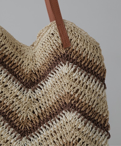 FREE'S MART（フリーズマート）の「◆ジグザグペーパートートバッグ（トートバッグ・レディース・ブルー/ベージュ・ﾌﾘ-）」の3枚目の写真