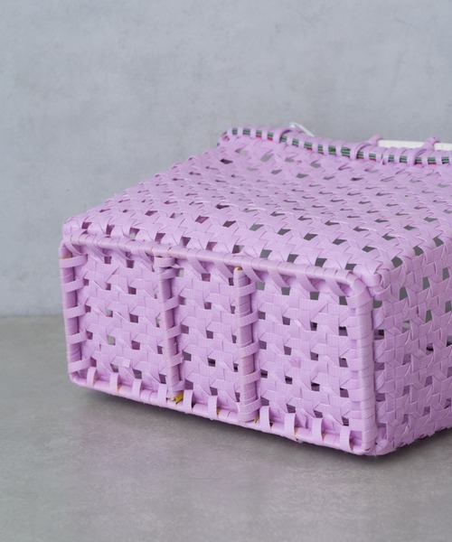 Actually（アクチュアリー）の「Lila Basket Sサイズ（かごバッグ・レディース・オレンジ/ラベンダー・フリー）」の6枚目の写真