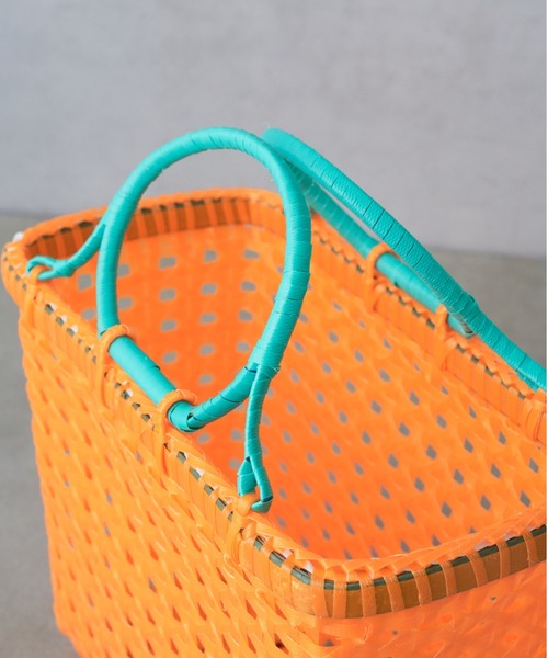 Actually（アクチュアリー）の「Lila Basket Sサイズ（かごバッグ・レディース・オレンジ/ラベンダー・フリー）」の9枚目の写真