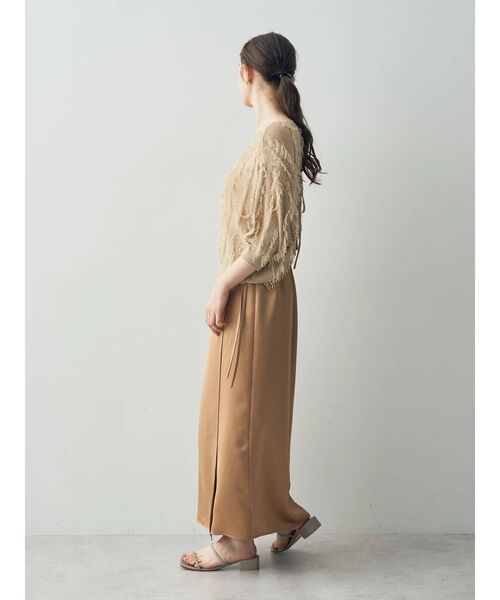 YECCA VECCA（イェッカヴェッカ）の「ラップ風サテンロングスカート（スカート・レディース・ピンクベージュ/ネイビー/キャメル・S/M）」の6枚目の写真