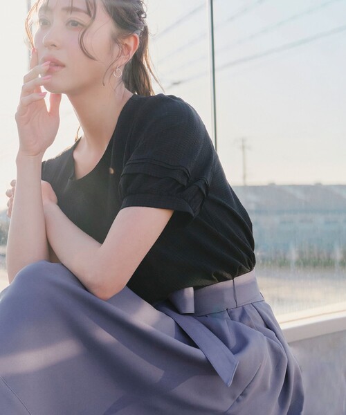 Tiaclasse（ティアクラッセ）の「リボン付きフレアスカート（スカート・レディース・ブラック/グレイッシュベージュ/ブルー・S/M/L）」の13枚目の写真