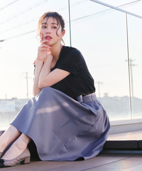 Tiaclasse（ティアクラッセ）の「リボン付きフレアスカート（スカート・レディース・ブラック/グレイッシュベージュ/ブルー・S/M/L）」の15枚目の写真