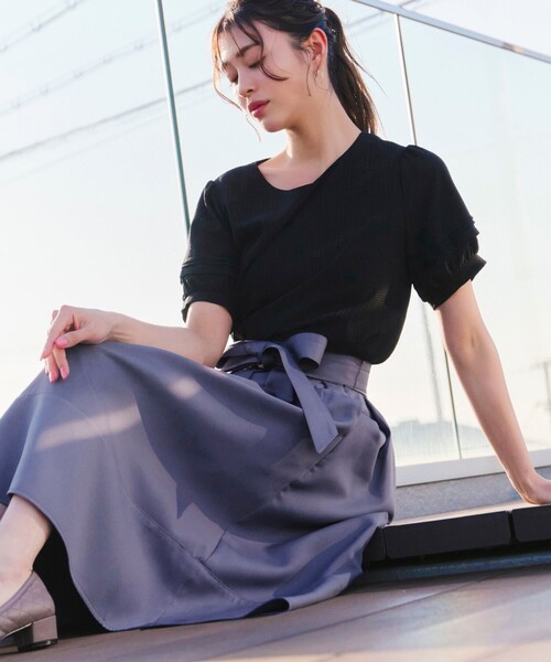 Tiaclasse（ティアクラッセ）の「リボン付きフレアスカート（スカート・レディース・ブラック/グレイッシュベージュ/ブルー・S/M/L）」の16枚目の写真