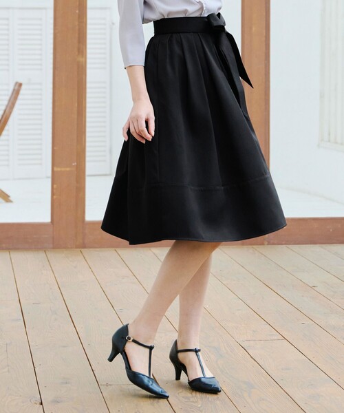 Tiaclasse（ティアクラッセ）の「リボン付きフレアスカート（スカート・レディース・ブラック/グレイッシュベージュ/ブルー・S/M/L）」の22枚目の写真