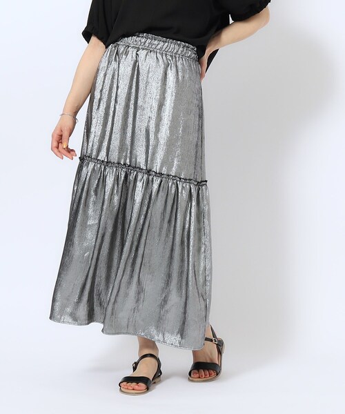 Cutie Blonde（キューティーブロンド）の「◆キラキラ箔プリント ティアードスカート（スカート・レディース・シルバー系その他/ピンク系/シルバー・00）」の4枚目の写真