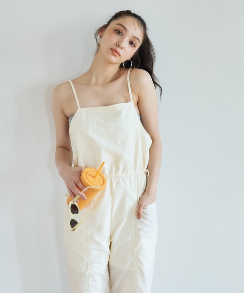 coca(coca)(コカ)の「ナイロンタッサーサロペット(サロペット/オーバーオール・レディース・ブラック/アイボリー・L/M)」の11枚目の写真